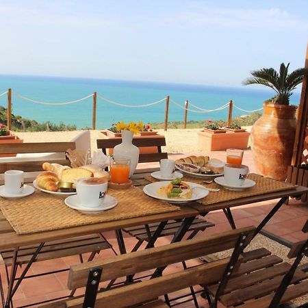 B&B La Torre Реальмонте Экстерьер фото