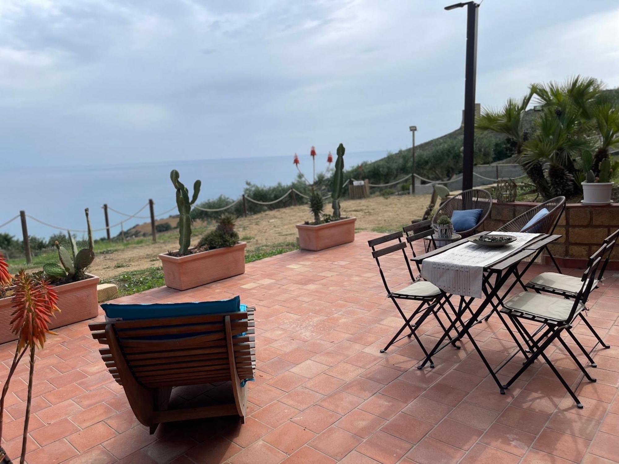B&B La Torre Реальмонте Экстерьер фото